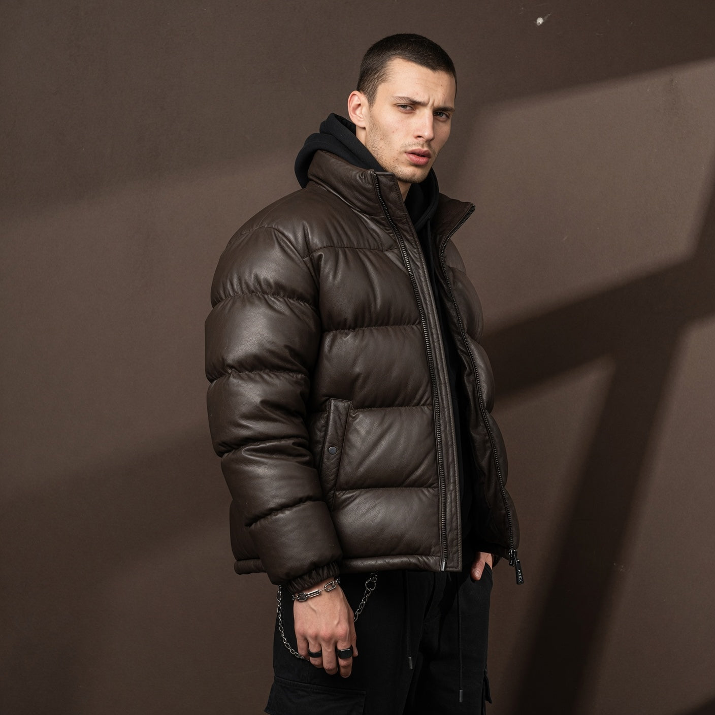 Apex Deals Luxury Hooded Tech-Leather Down Puffer Jacket